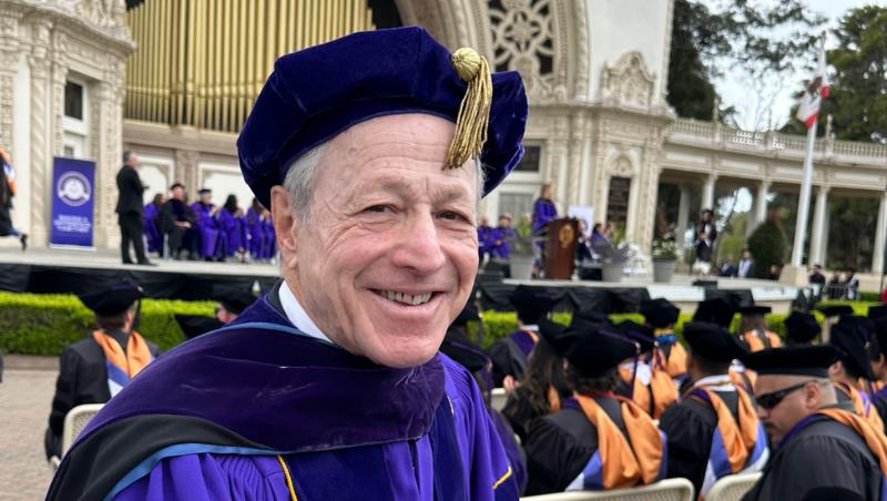 Professor Emeritus Robert Bohrer
