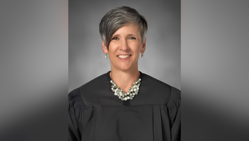 Leah Boucek '95